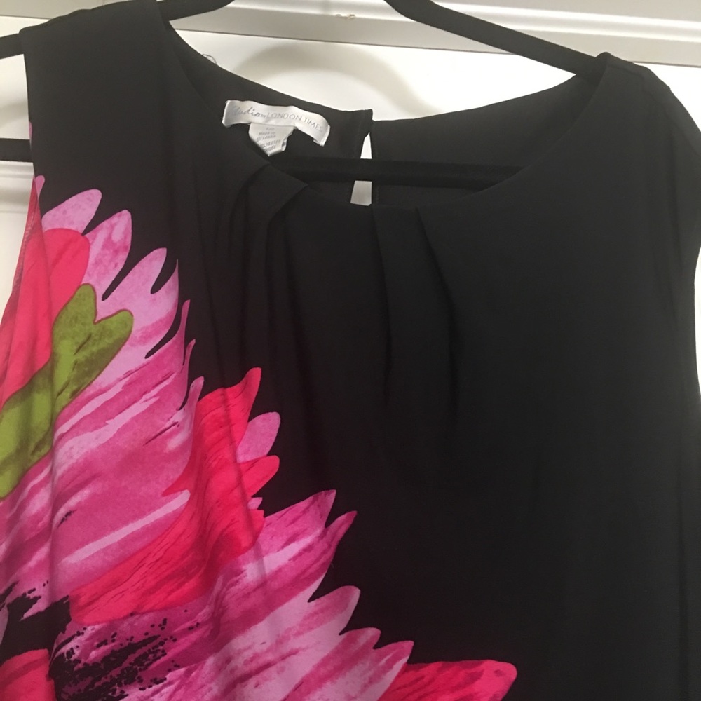 Cute shift dress - Picture 2 of 5